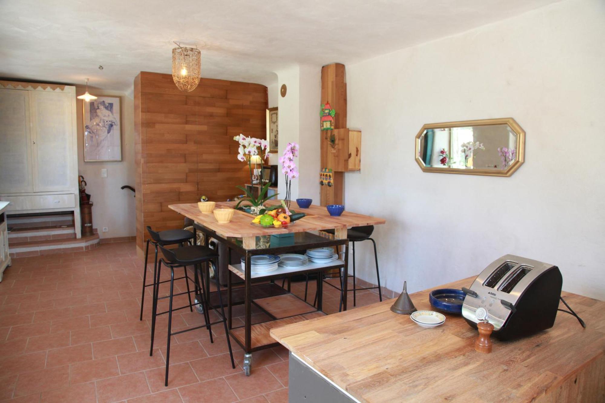Appartement Avec Grande Terrasse Privative En Parc Regional Du Verdon Puimoisson Luaran gambar